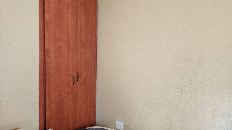 2 Bedroom Property for Sale in Rustenburg North West
